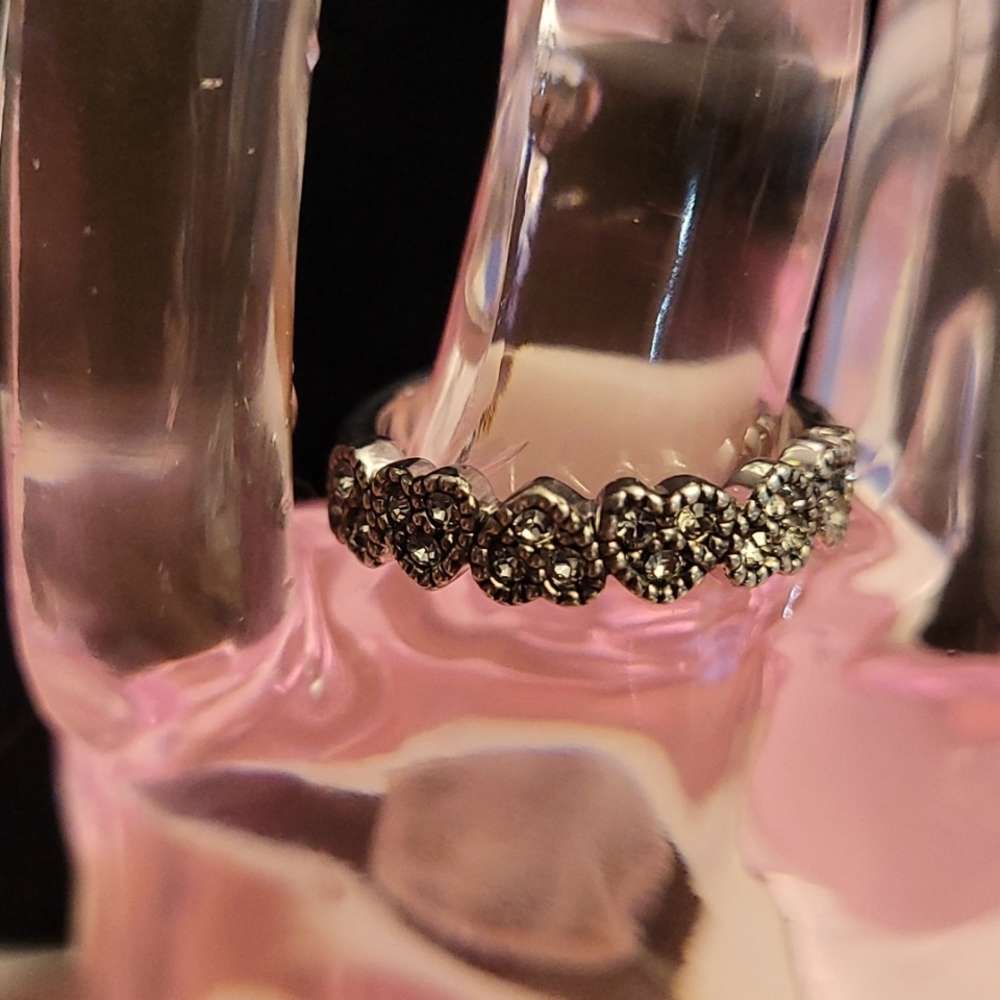 NWT Multi Heart Ring Band 6